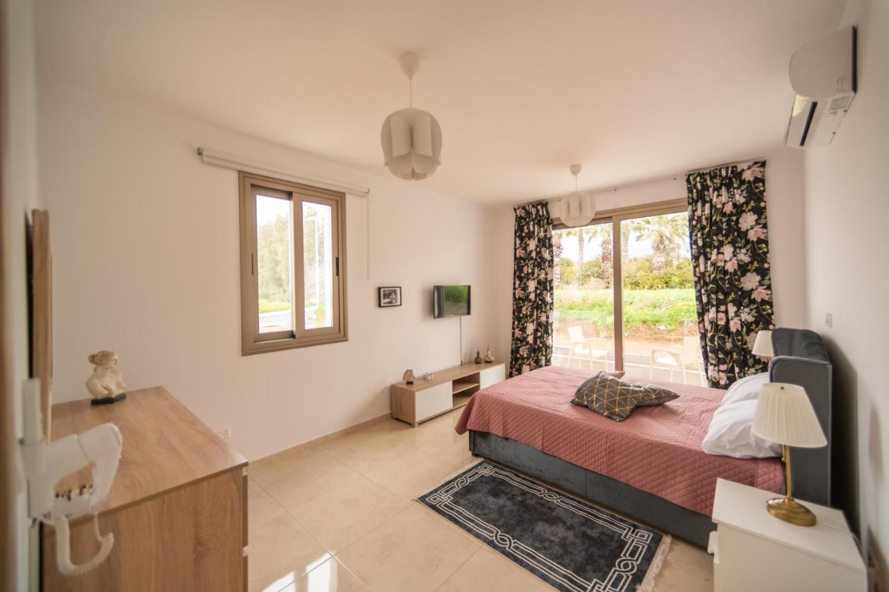 Harmony Seaview Apartments Paphos Exterior foto
